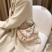 秋の新作 韓国ファッションのレディースバッグ オールマッチ ショルダーバッグ クレセントバッグ