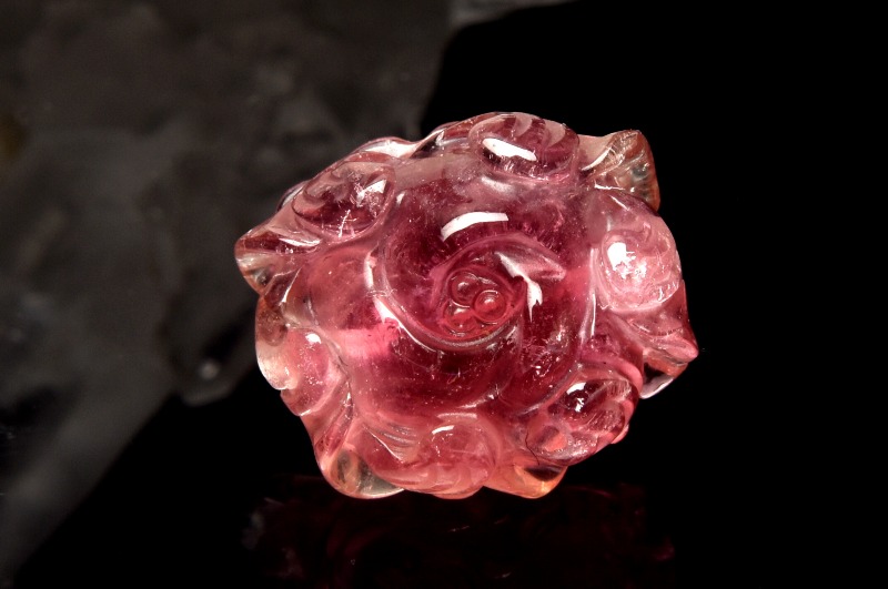 【１点物】AAAA☆ルベライト ピンクトルマリン 14x12mm 薔薇彫刻 (貫通穴) ルース _PB1576