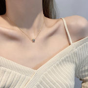 スクエアダイヤモンドネックレス気質女性シニアセンス鎖骨チェーンファッションネックチェーン