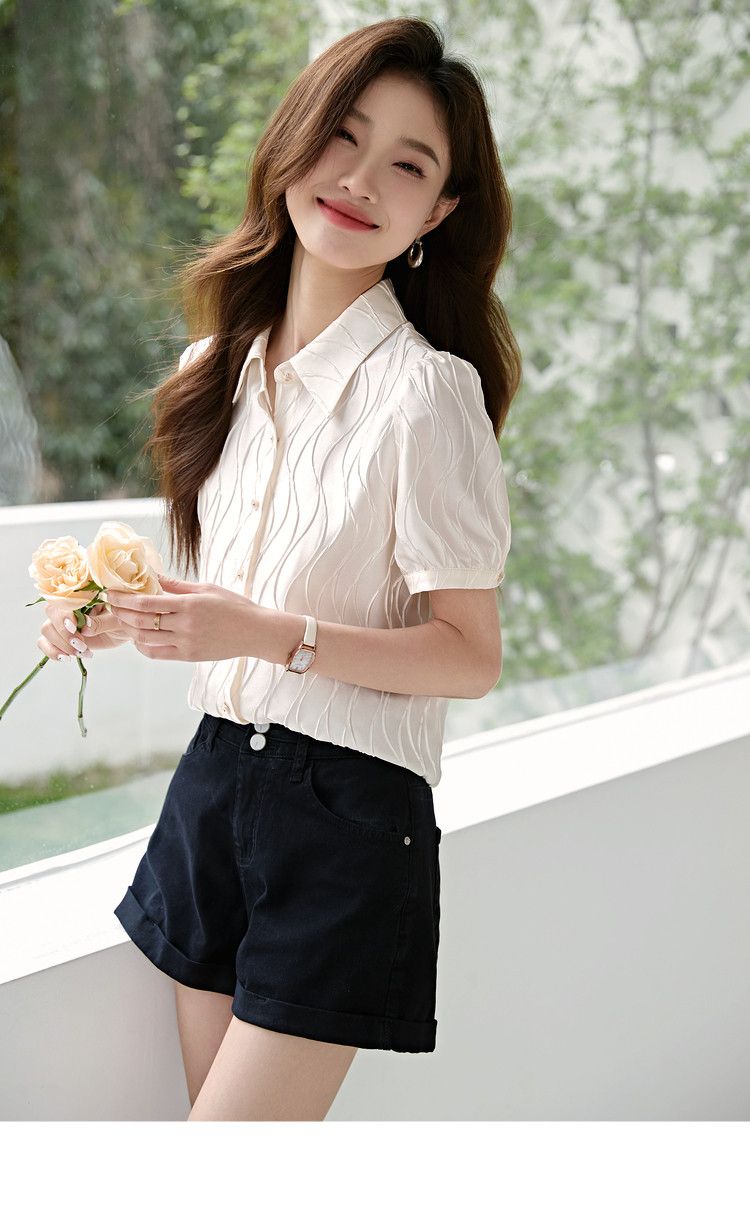 シャツ女性 2024 夏の新ポロカラーシャツ韓国スタイルルーズレディスタイルトップ