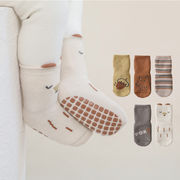 ins 秋冬新作　insスタイル　ベビーソックス　滑り止め　靴下　雑貨　子供靴下　ルームソックス　可愛い