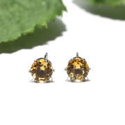 ピアス　シトリン　約4mm　突き刺し型　ステンレス　シルバー　日本製