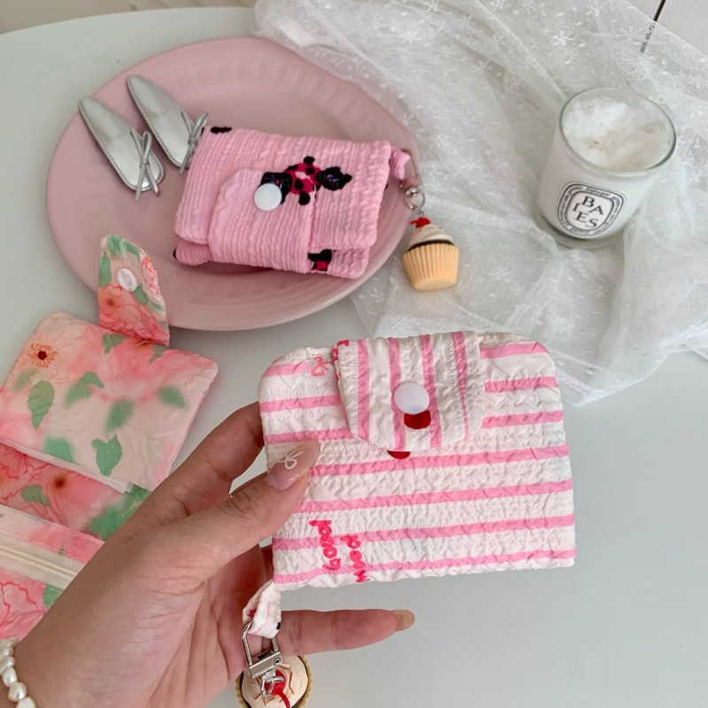 [韓国]★ILLIGO★Apple Mini Card Bag★ミニ カード バッグ★ MUSINSA | ILLIGO Apple Mini Card Back Red