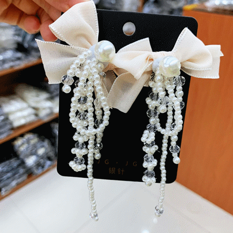 可愛い フラワーピアス お花 大人っぽい シェル 造花ピアス 揺れる イヤリング フックピアス ボヘミアン