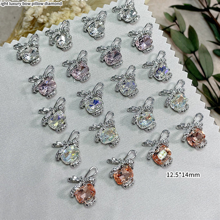 ネイルジュエリー セルフネイル ハンドメイドパーツ リボン結び プレゼント ギフト オーロラ クリア