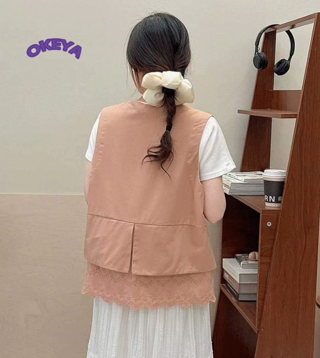 2025年春新作　レディース服　トップス　ベスト　レース　切り替え　お出かけ　カジュアル　2色展開