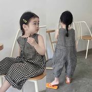 子供用チェック柄ジャンプスーツ 夏新作 男女兼用 ノースリーブ ゆったりスタイル 中小児童向け
