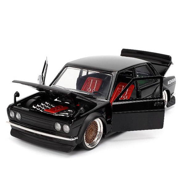 JADATOYS 1:24 JDM TUNER 1973 Datsun 510 Advan ミニカー