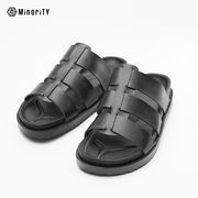 【2025年夏の新作】グルカ PUレザー 厚底 サンダル／MinoriTY