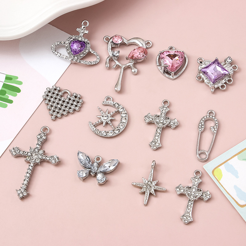 ストーン チャーム ビジュー クロス ジュエリー アクセサリーパーツ 胡蝶 ハンドメイド 月 星 ハート 銀色