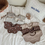 新作　ベビースタイ　リバーシブル　花びら型　360度回転可　可愛い　花柄　よだれかけ　新生児　選べる7柄