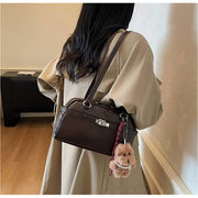 【注目デザイン】大容量・アウトドア風 レディース バッグ ハンドバッグ ショルダーバッグ