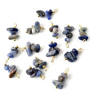 【天然 ソーダライト】K14GFカラーワイヤーチャーム 1個売り 天然石 パーツ ハンドメイド さざれ 素材