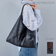 【2026新作商品♪】レザーライクトライアングルステッチショルダーバッグ