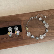 花ピアス　ブレスレット　アクセサリー　デザイン　韓国ファッション