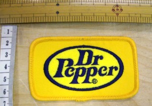 輸入ワッペン　Dr Pepper　ドクターペッパー　黄色