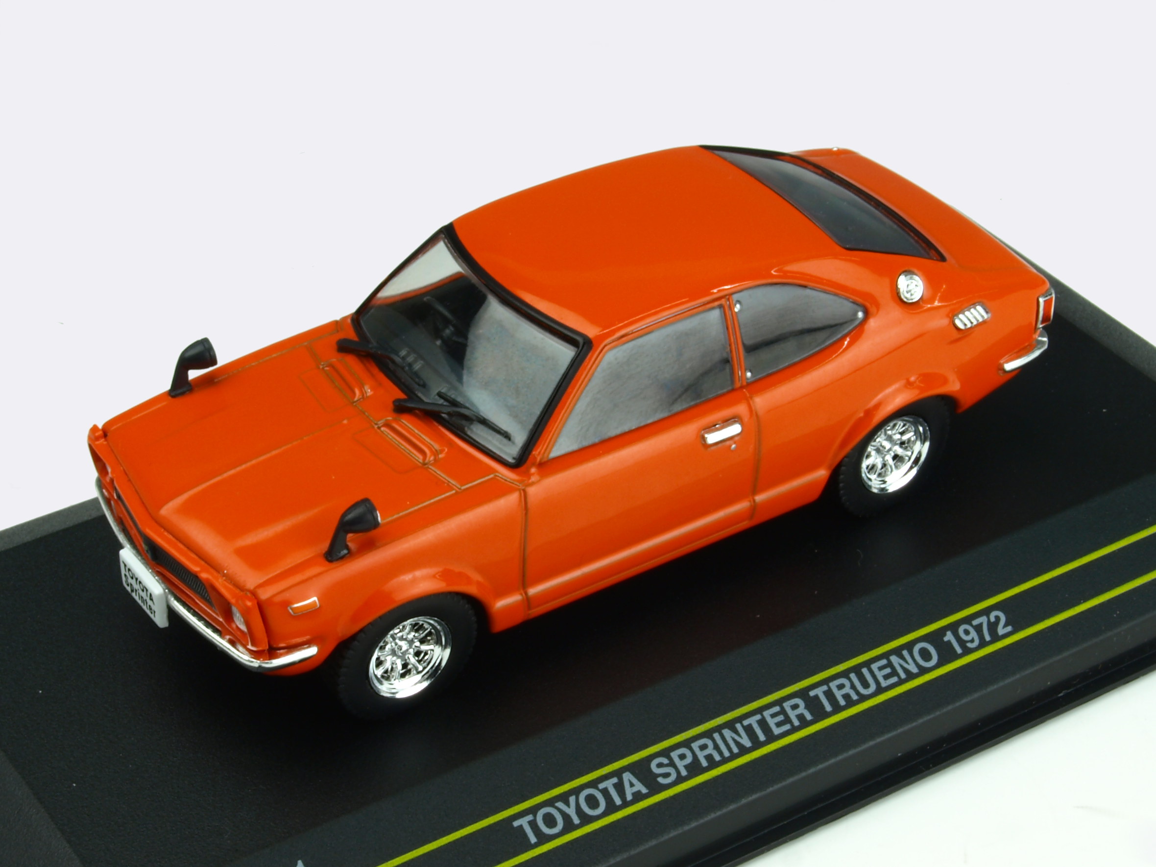 First43/ファースト43 トヨタ スプリンタートレノ 1972 オレンジ