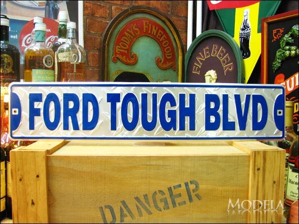 アメリカンブリキ看板 Ford tough blvd/フォード荒れ道