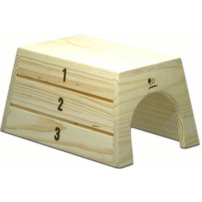 【お取り寄せ商品】小動物用跳び箱型木製ハウス！「とびばこハウス  」