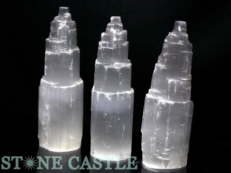 セレナイトタワー Amazon.co.jp: セレナイト タワー 原石 モロッコ産 置き物 浄化