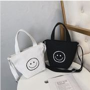 キッズバッグ★ショルダーバッグ★斜め掛けバッグ　2色
