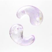 古代勾玉　ラベンダーアメジスト　16ｍｍ×11mm　品番：9890