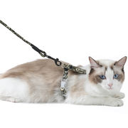 ペット服 猫服 ベスト式 胸当て式 リードセット 安全 軽量 簡単着脱 調節可能 散歩用 出かけ用
