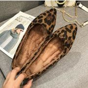 シューズ　パンプス　靴　フラット　裏起毛　レオパード　豹柄　韓国　ファッション