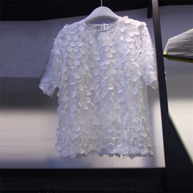 今っぽトレンド 韓国ファッション ピュアカラー デザインセンス 洋風 花びら  Tシャツ ラウンドネック