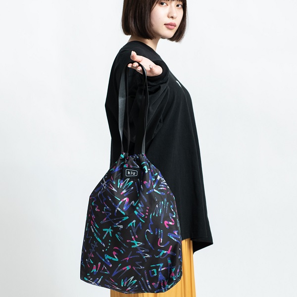 2wayで使えるバッグカバー！ KiU 2WAY RAIN BAG COVER（レイン