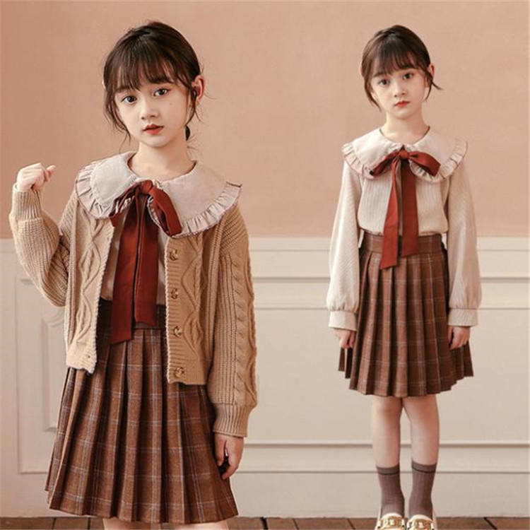 限定SALE！21年新作登場 韓国ファッション女の子 2点セット ツイスト セーター 年長の子供 学院風