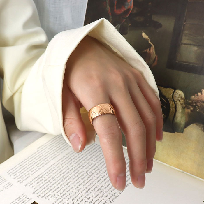経典 ステンレス 安心素材 結婚指輪 ブライダル 結婚式 ギフト リング 指輪 6mm 9mm キルティング 太幅 幅広 K18コーティング ステンレスリング キルティングリング キルティング指輪 ペアリング 大人可愛い 低アレルギー マリッジリング ゴールド シルバー ピンク