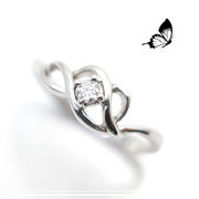 [BUTTERFLY]バタフライ SV925/AG925 蝶 指輪/リング モアサナイト プラチナ仕上げ 0.09CT 9号