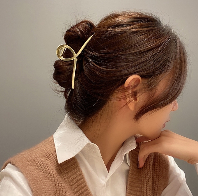 ins 可愛い  2023新作   女の子  大人気    韓国風     ヘアアクセサリー       ヘアピン  髪飾り 4色