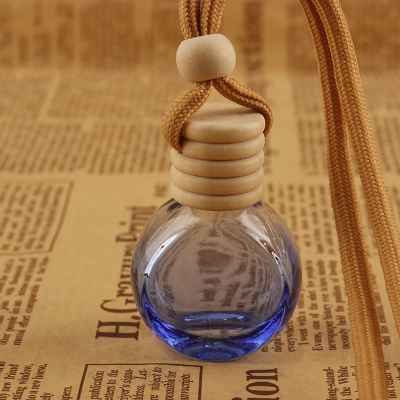 【現在非売品】水色の透明のガラス瓶　香水瓶 現在非売品】水色の透明のガラス瓶 香水瓶 現在非売品】水色の