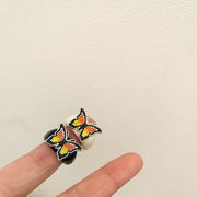 指輪　アクセサリー　蝶々　樹脂　デザイン　韓国風　レディース　個性