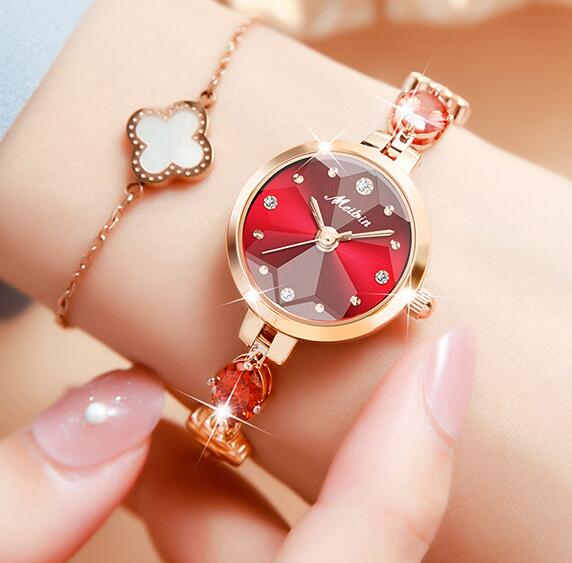 腕時計 レディース アクセサリーブレスレット 人気 おしゃれ 華奢