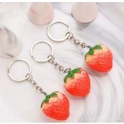 イチゴ 果物   キーホルダー     韓国風    キーリング    プレゼント  バッグストラップ  DIY  小物
