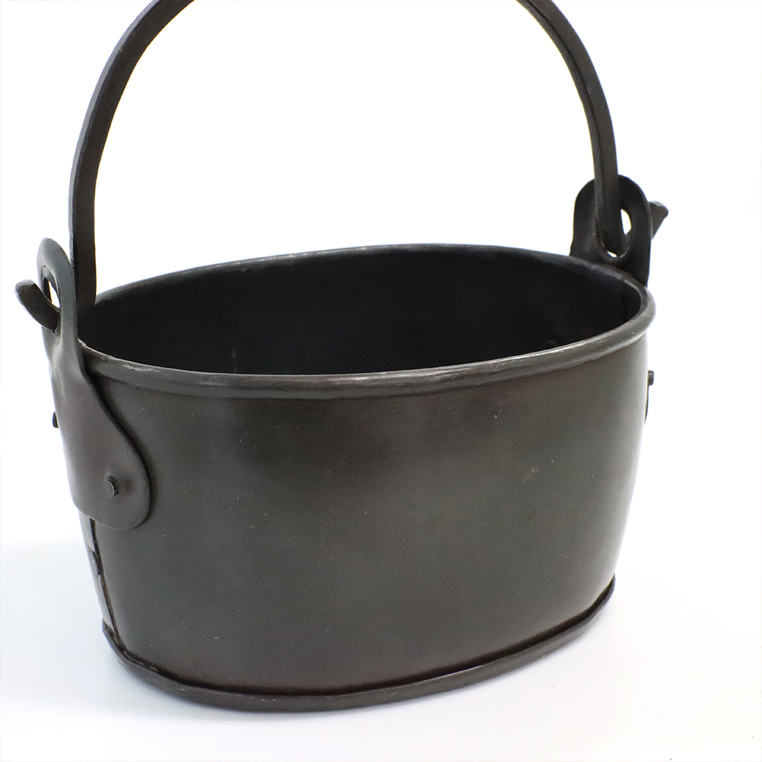 アンティーク　古いアイアンのバケツ/鉄のつるべ 　　鉢カバー　 古家具　ビン　缶 アンティーク 古いアイアンのバケツ/鉄のつるべ 鉢カバー 古家具