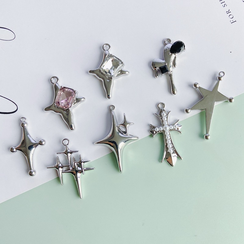 ピアス アクセサリーパーツ ハンドメイド DIY材料 手芸素材 手作りパーツ デコパーツ 金属 チャーム