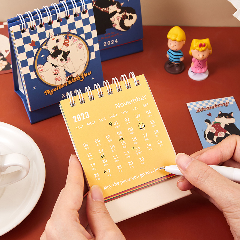 2024年卓上カレンダー かわいい猫柄 カレンダー 実用的 2023