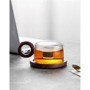 個性的なデザイン 早い者勝ち マグカップ ガラス コーヒーカップソーサーセット 胡桃の柄 耐熱ガラス