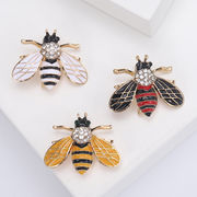 3色 かわいい 蜂のブローチ 昆虫ブローチピン コサージュ アクセサリー