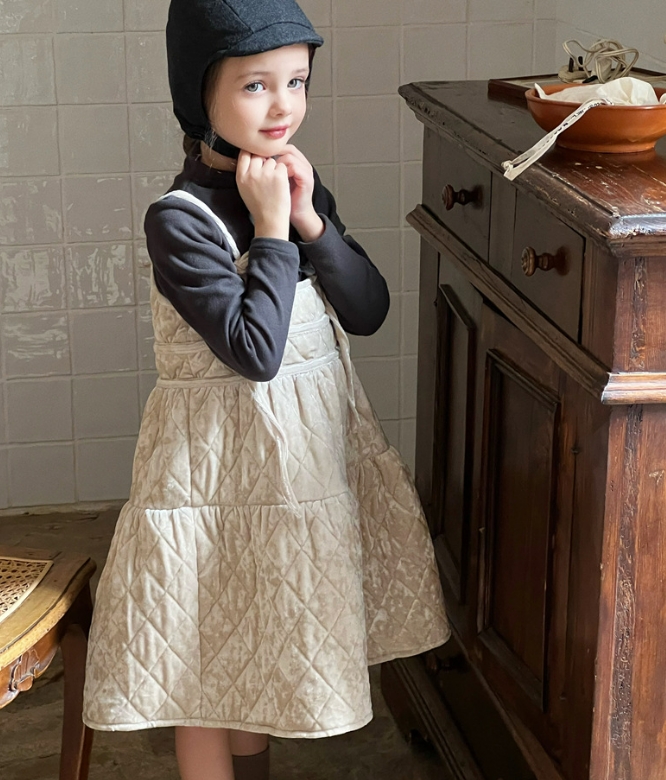 秋冬新作  韓国風子供服  女の子  つりスカート  ワンピース  ファッション