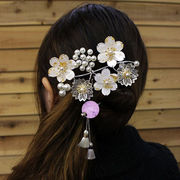 髪飾り 結婚式 花嫁 花びら真珠 着物 成人式 卒業式 ヘアピン 髪飾り かんざし簪 レトロ