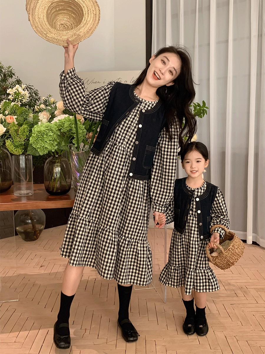 2024新作 韓国子供服  親子 女の子  長袖ワンピース+チョッキ  分けて販売  90-140cm