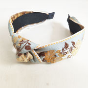 刺&#32353;の花柄のカチューシャ、結び目のある弓のカチューシャ、女性のためのシンプルなヘアバンド