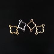 フレームパーツ クローバー チャーム アクセサリーパーツ 金属パーツ レジン枠 パーツ 型 ハンドメイド