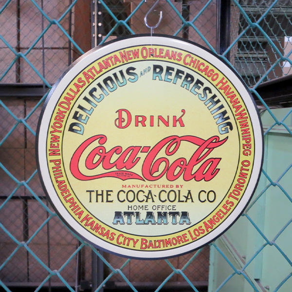 ラウンド メタルサイン COCA COLA KEG LABEL 【コカコーラ ブリキ看板
