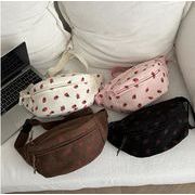 レディース小物　ウエストポーチ　斜め掛けバッグ